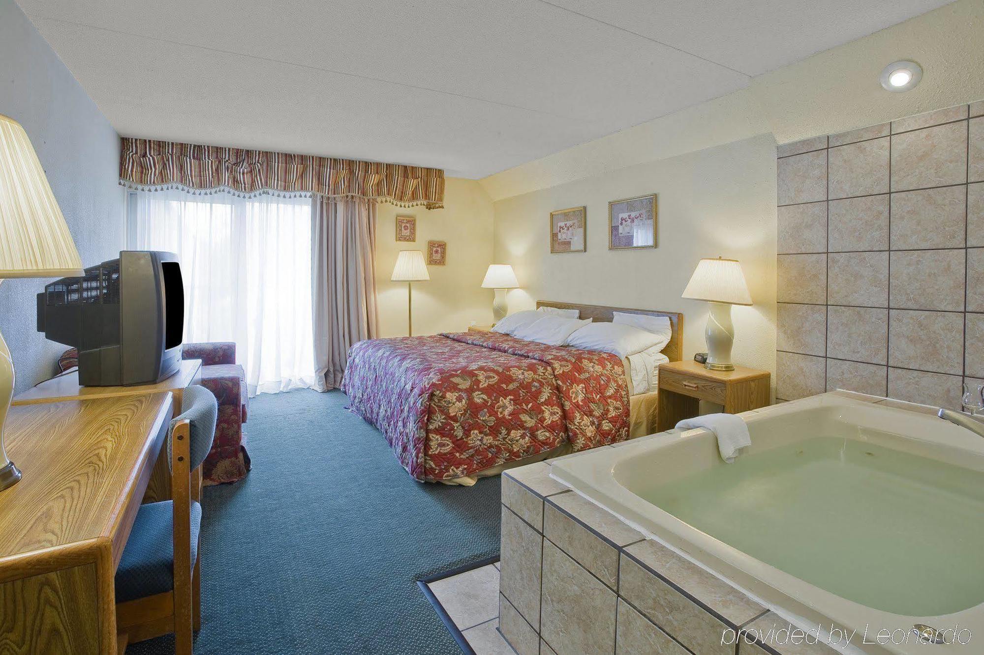 Broadview Inn Suites Galesburg Quarto foto